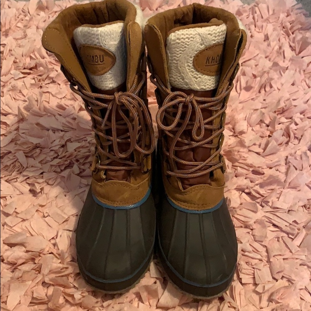 Khombu snow boots.